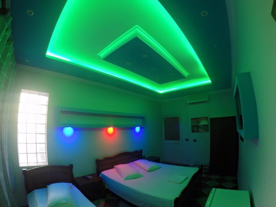 Boston Hotel Tiranë Luaran gambar